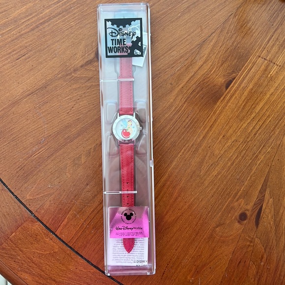 Disney Time Works Watch NWT - Picture 5 of 5
